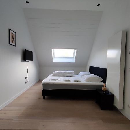Beautiful 3-Bedroom - 3-Bathroom Appartment Pendula Bruges Esterno foto
