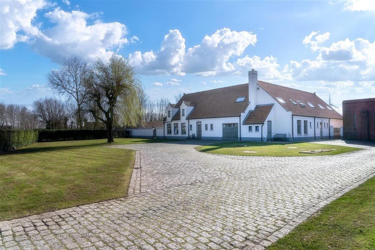 Beautiful 3-Bedroom - 3-Bathroom Appartment Pendula Bruges Esterno foto