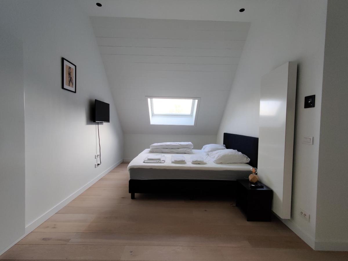 Beautiful 3-Bedroom - 3-Bathroom Appartment Pendula Bruges Esterno foto
