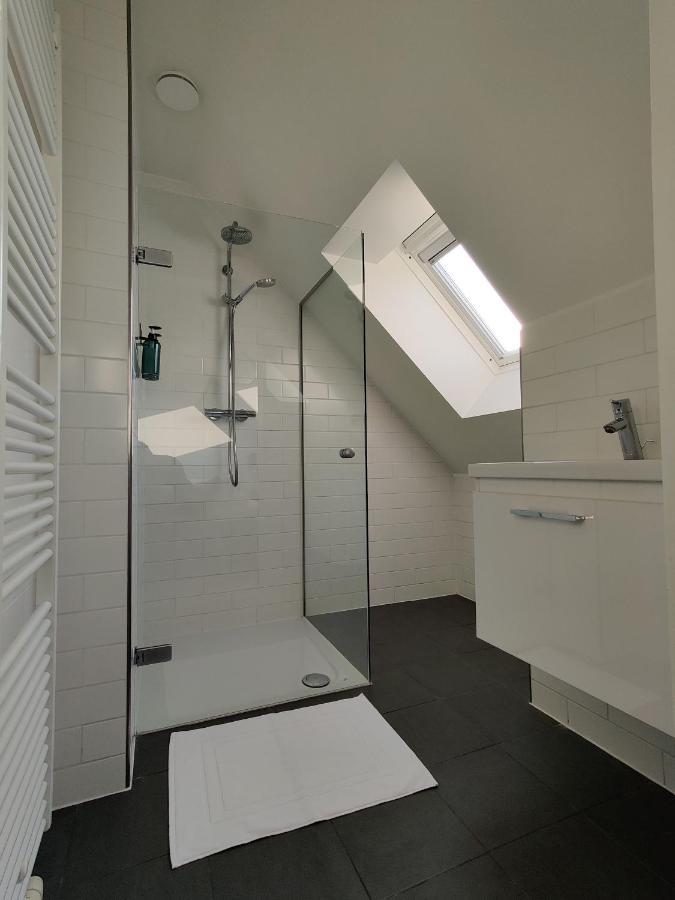 Beautiful 3-Bedroom - 3-Bathroom Appartment Pendula Bruges Esterno foto